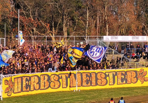 1. FC Lokomotive Leipzig – FC Rot-Weiß Erfurt 0-0