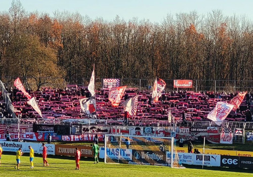 1. FC Lokomotive Leipzig – FC Rot-Weiß Erfurt 0-0