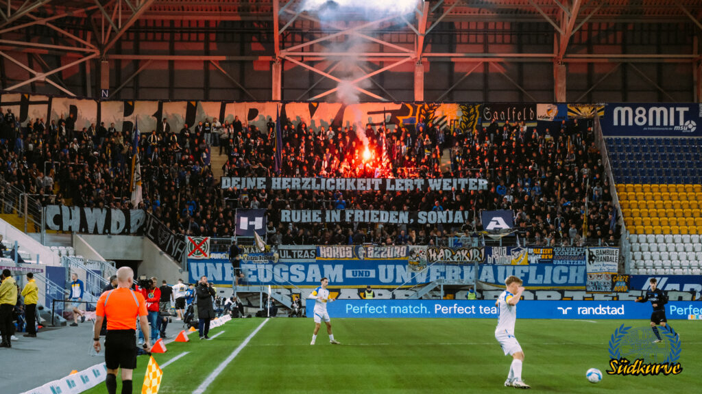 FC Carl Zeiss Jena – BSG Chemie Leipzig 5-0 (80)