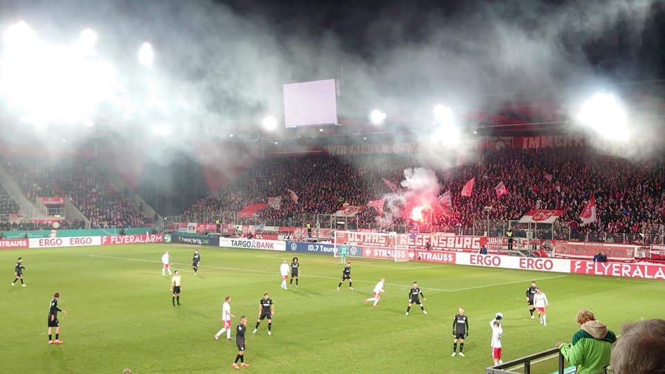 SSV Jahn Regensburg – VfB Stuttgart 0-3 (7)