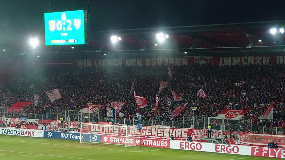 SSV Jahn Regensburg – VfB Stuttgart 0-3 (14)