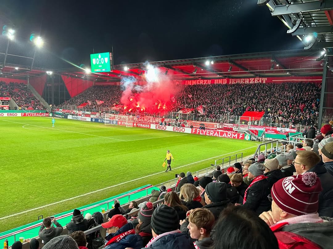 SSV Jahn Regensburg – VfB Stuttgart 0-3 (16)