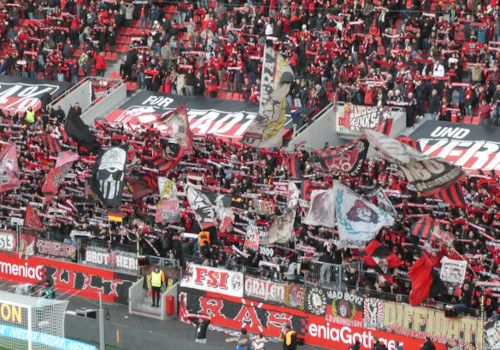 Bayer 04 Leverkusen – FC St. Pauli 2-1