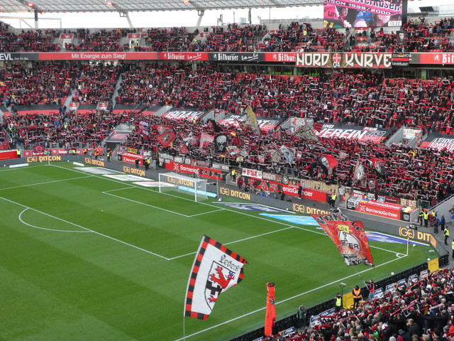Bayer 04 Leverkusen – FC St. Pauli 2-1 (5)
