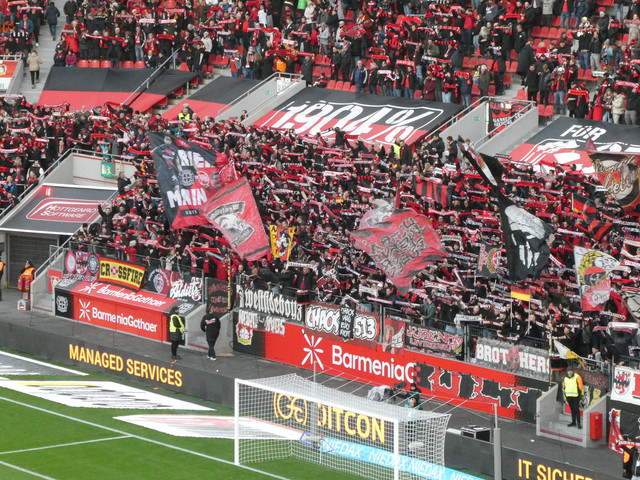 Bayer 04 Leverkusen – FC St. Pauli 2-1 (9)