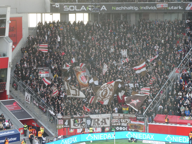 Bayer 04 Leverkusen – FC St. Pauli 2-1 (2)