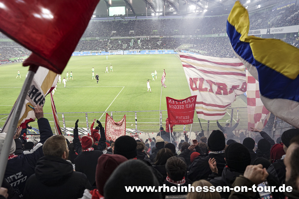 VfL Wolfsburg – 1. FSV Mainz 05 4-3 (15)