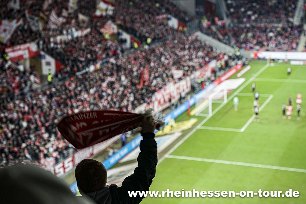 1. FSV Mainz 05 – VfB Stuttgart 2-0 (5)