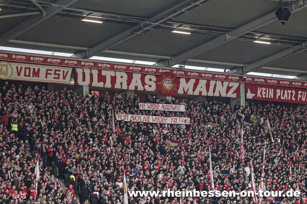 1. FSV Mainz 05 – VfB Stuttgart 2-0 (14)