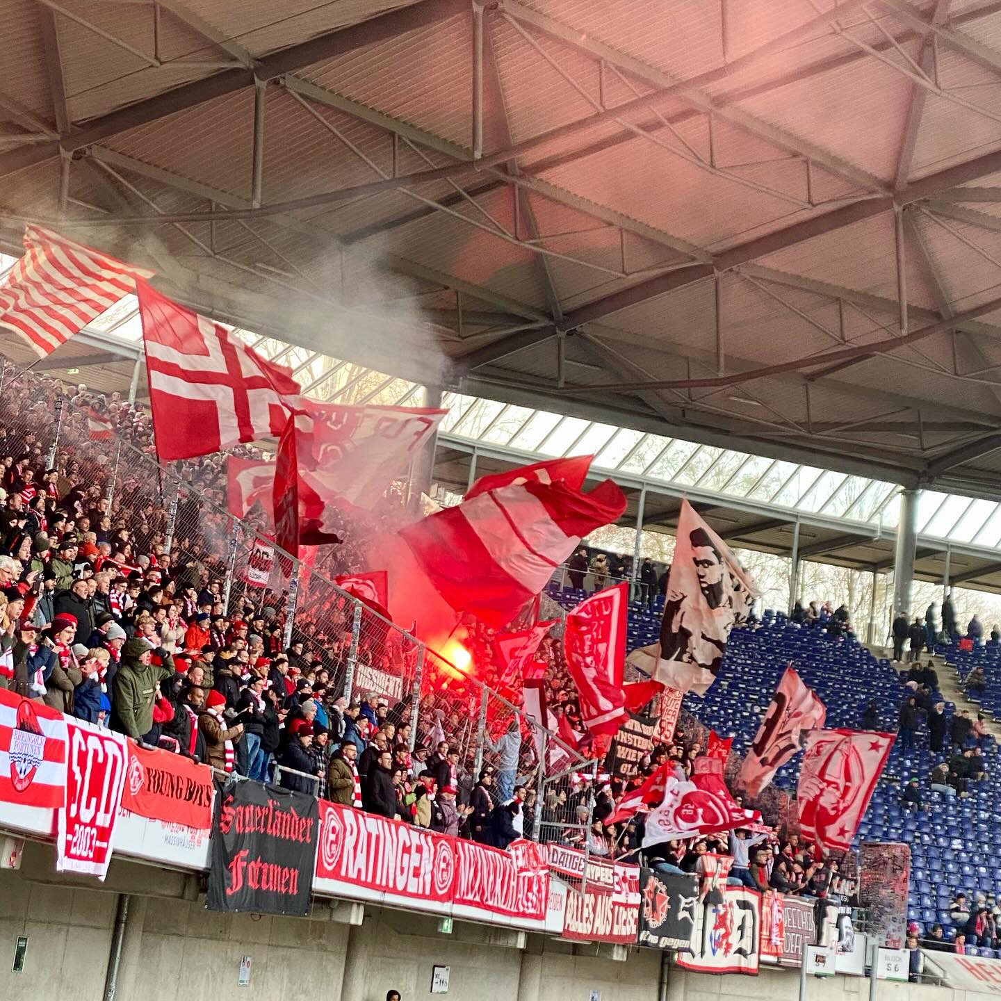 Gästefans | Hannover 96 – Fortuna Düsseldorf (09.02.2025) 1-1