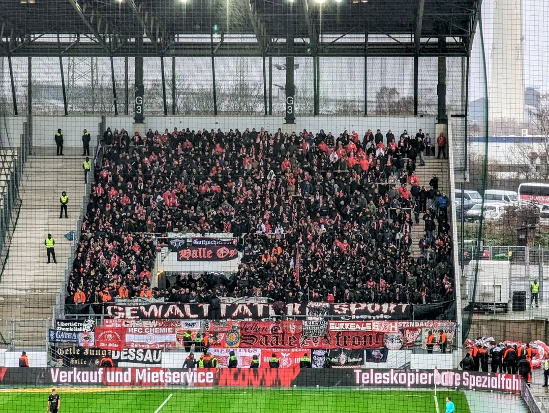Rot-Weiss Essen – Hallescher FC 0:0 (19)