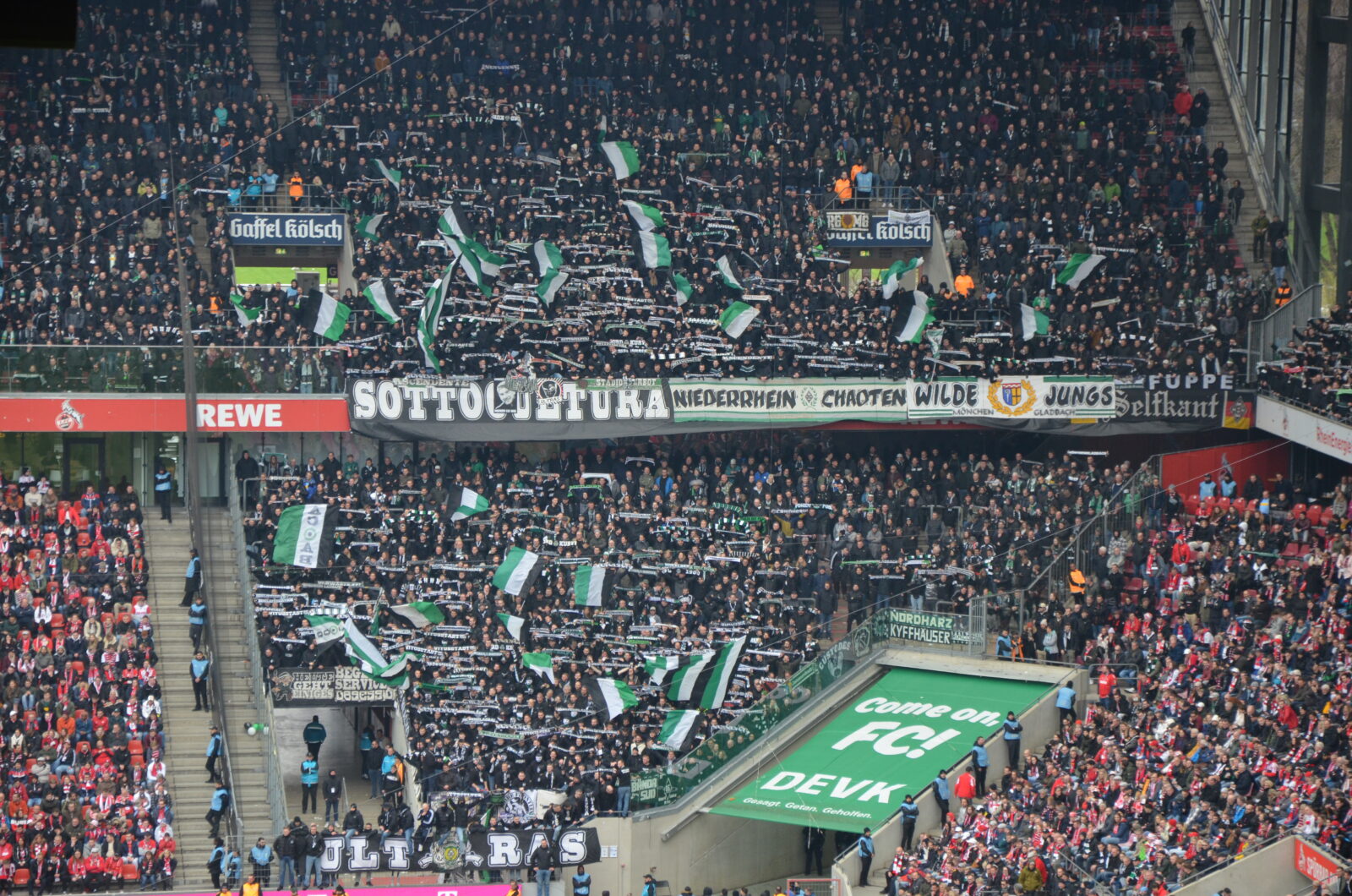 1. FC Köln – Borussia Mönchengladbach 0-0 (27)