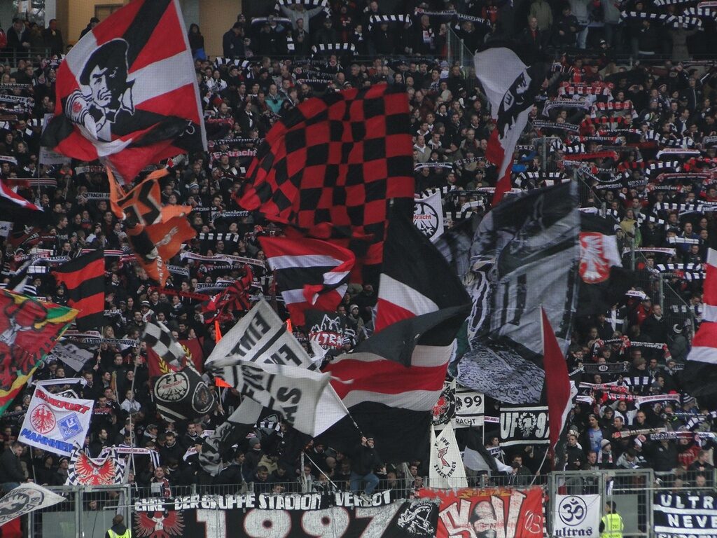 Eintracht Frankfurt vs FC Augsburg (4-2) (12)