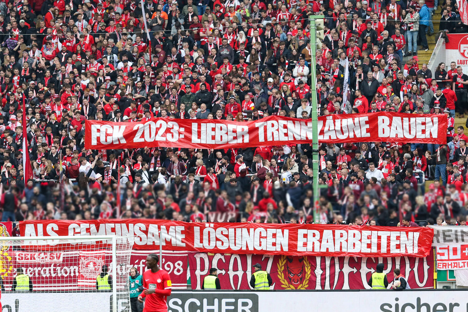 1. FC Kaiserslautern – FC Hansa Rostock 0-1 (3)