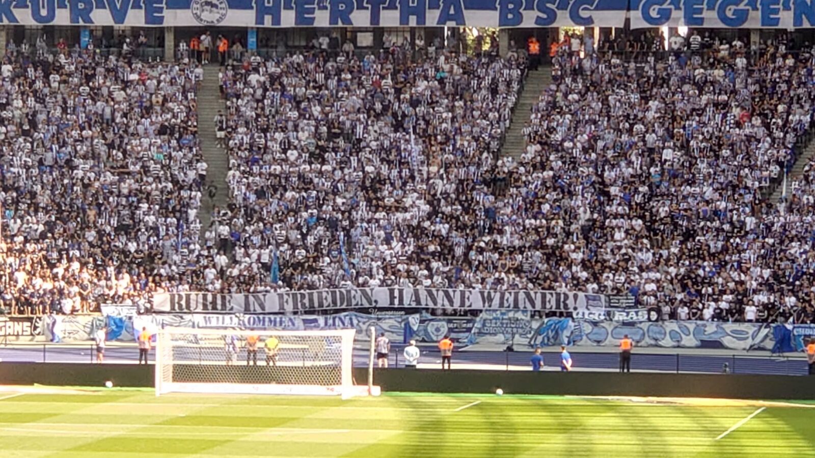 Hertha BSC – SSV Jahn Regensburg 2-0 (7)