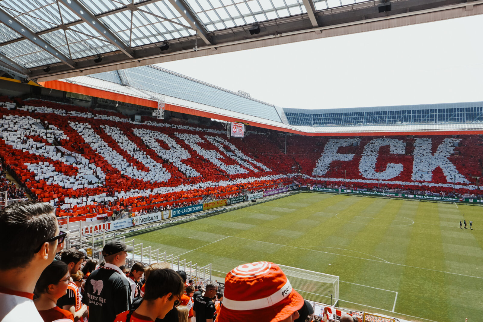 1. FC Kaiserslautern – Fortuna Düsseldorf 0-3 (16)