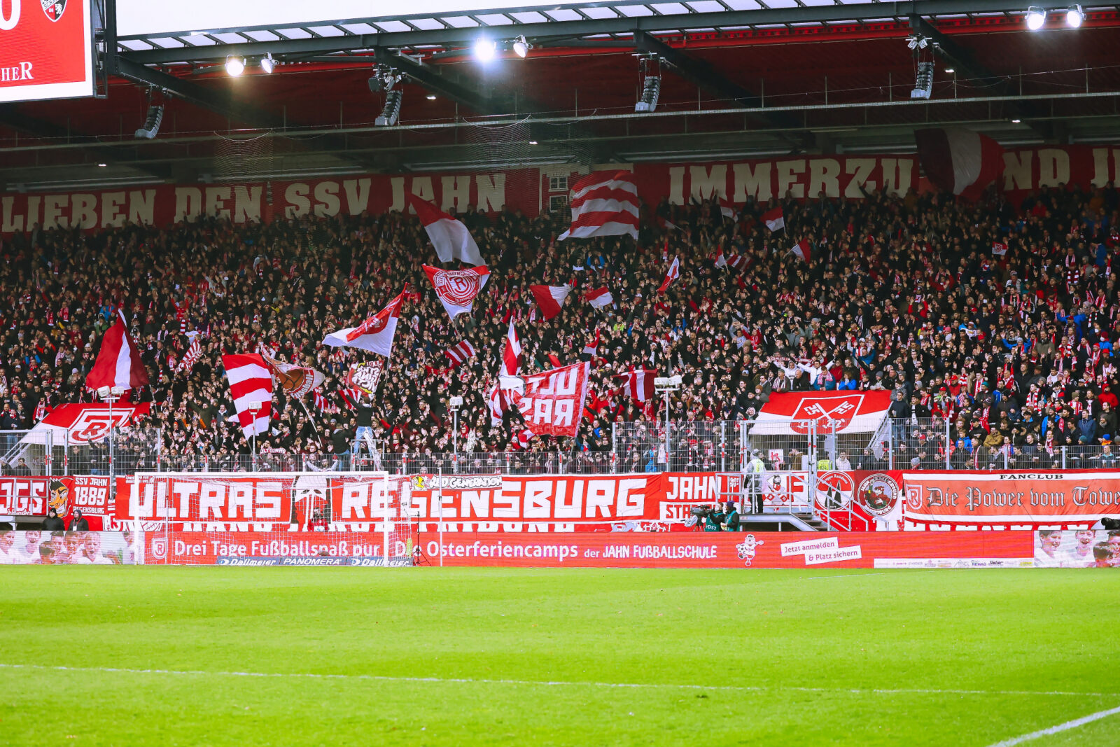 SSV Jahn Regensburg – FC Ingolstadt 1-1 (4)