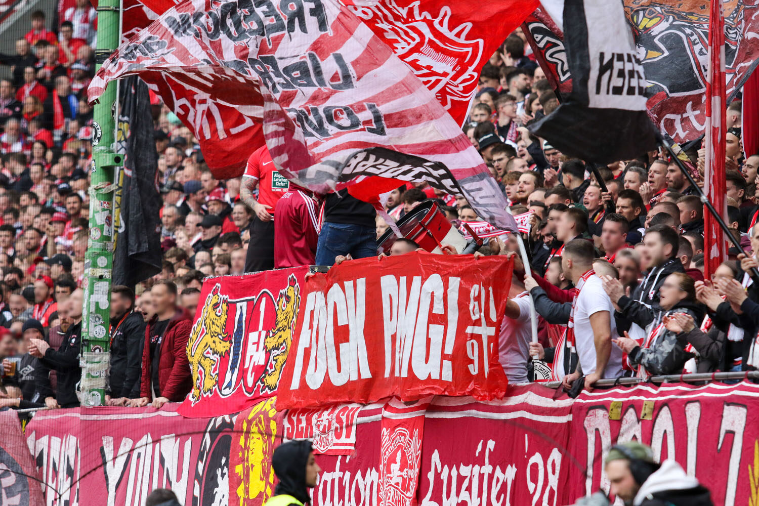 1. FC Kaiserslautern – FC Hansa Rostock 0-1 (10)
