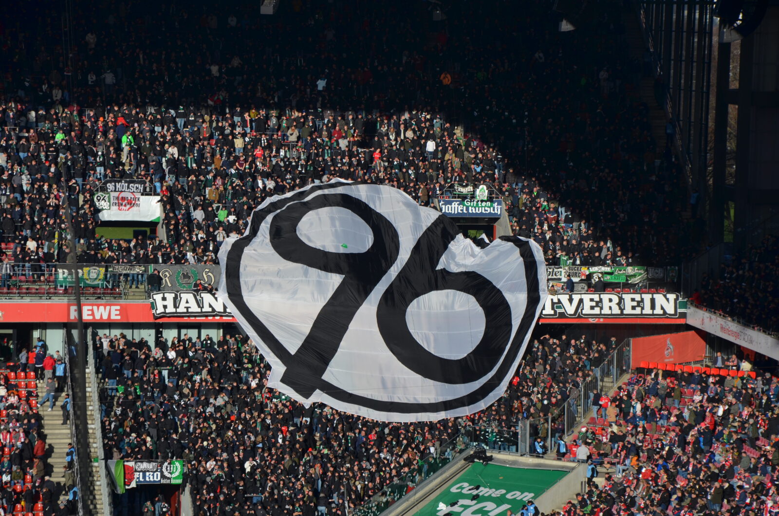 1. FC Köln – Hannover 96 2-2 (8)