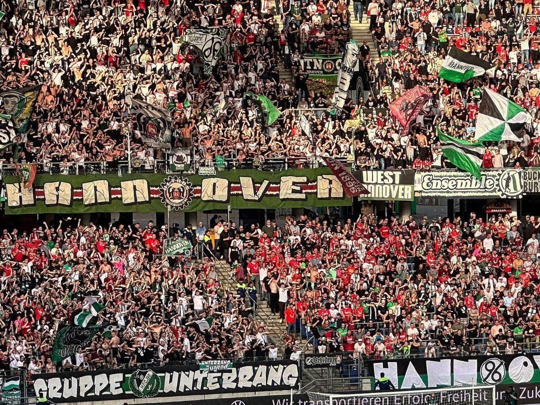 Hannover 96 – Karlsruher SC 1-0 (1)