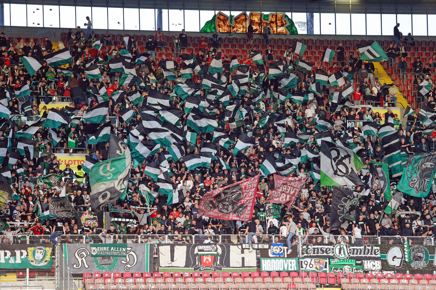 1. FC Kaiserslautern – Hannover 96 3-1 (1)