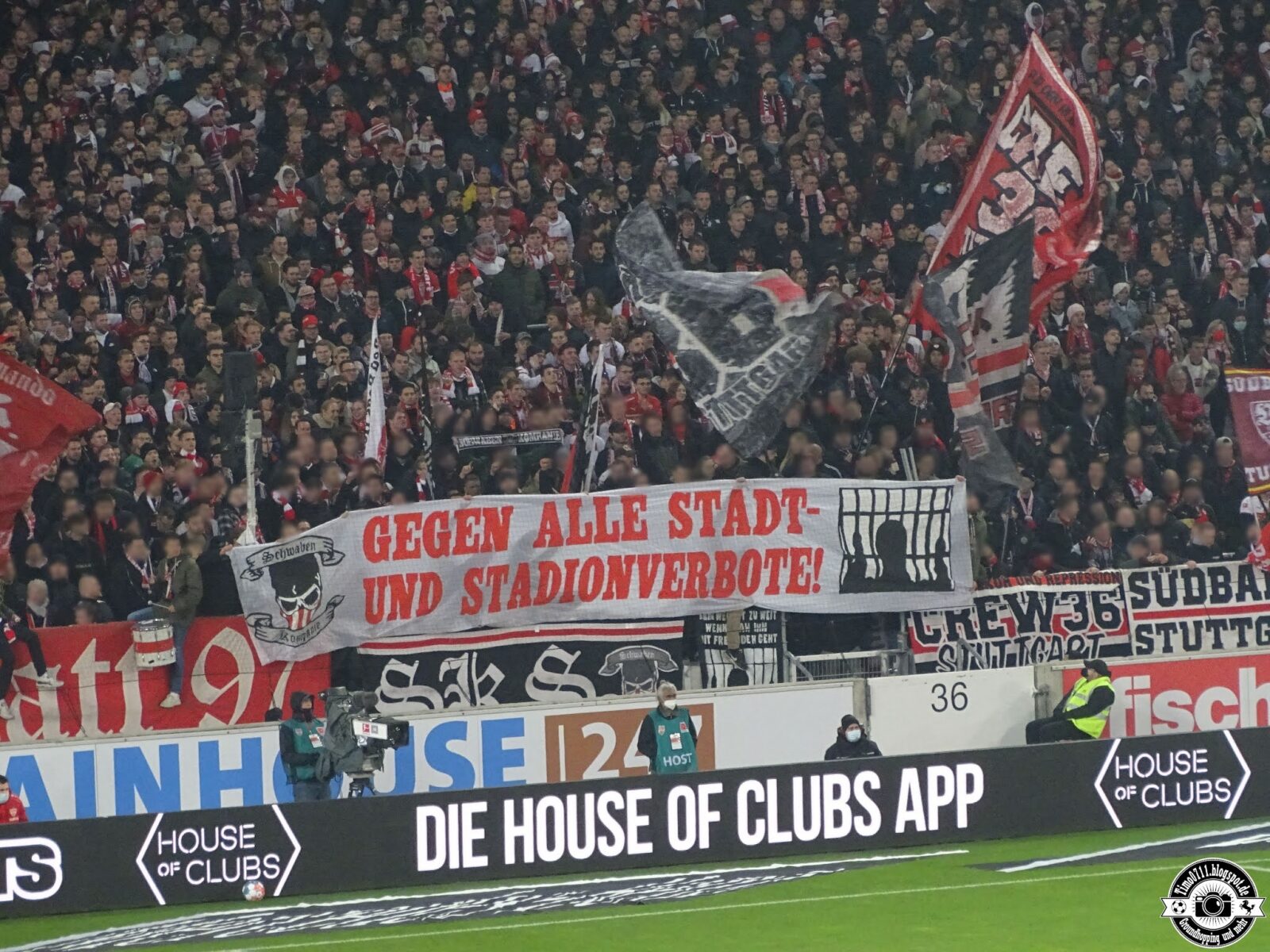 VfB Stuttgart vs DSC Arminia Bielefeld (0-1) (25)