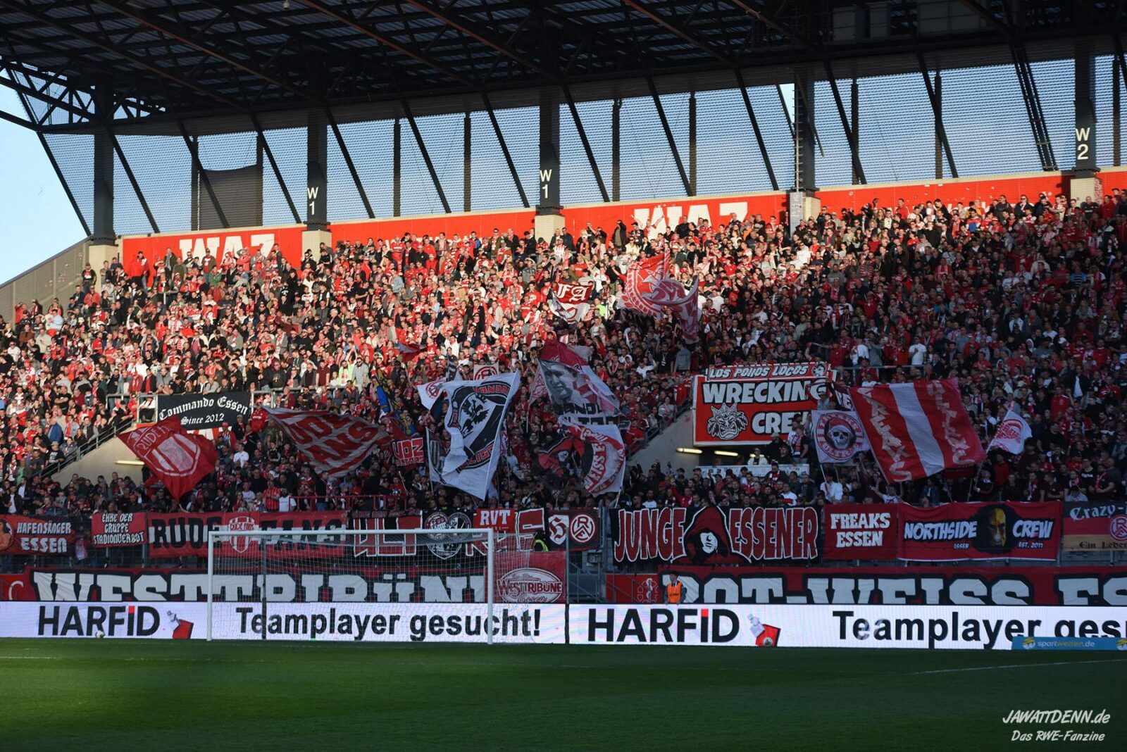 Rot-Weiss Essen – SV Lippstadt 08 4-0 (4)