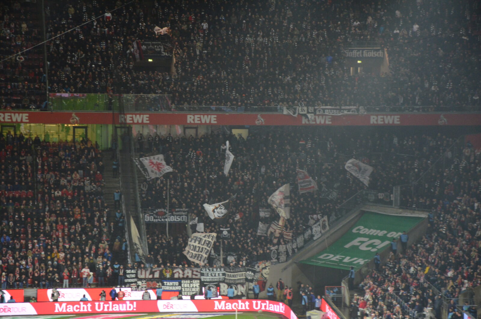 1. FC Köln – Eintracht Frankfurt 2-0 (13)