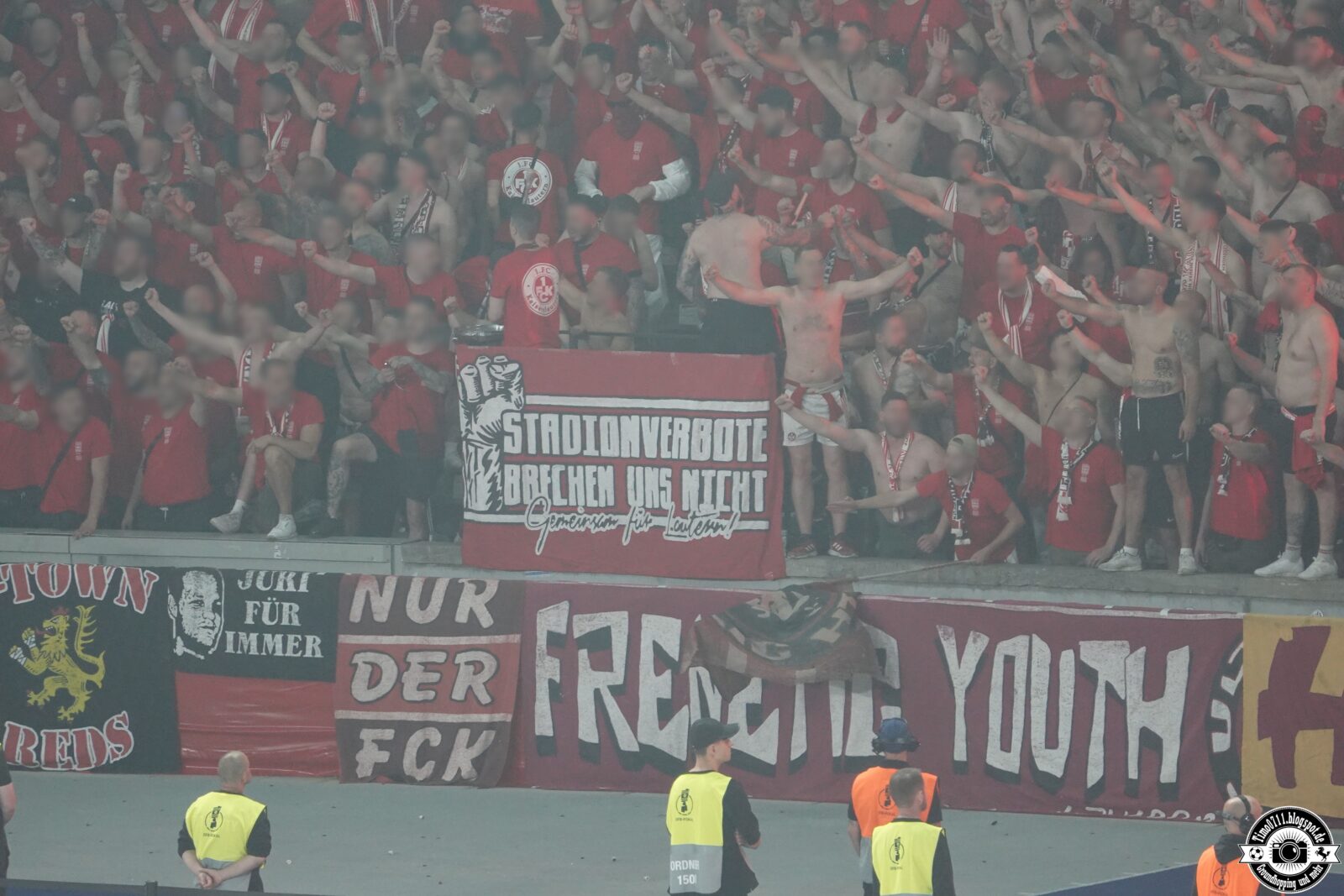 1. FC Kaiserslautern – Bayer 04 Leverkusen 0-1 (61)