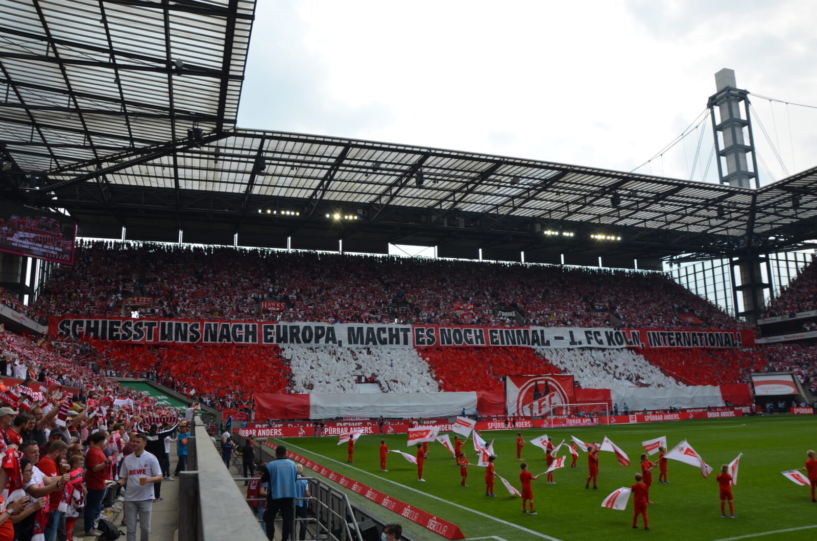 1. FC Köln – VfL Wolfsburg 0-1 (4)