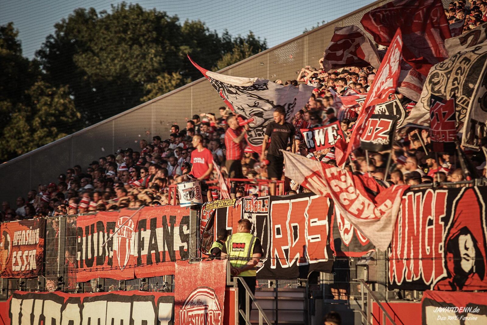 Rot-Weiss Essen – Viktoria Köln 1-4 (8)