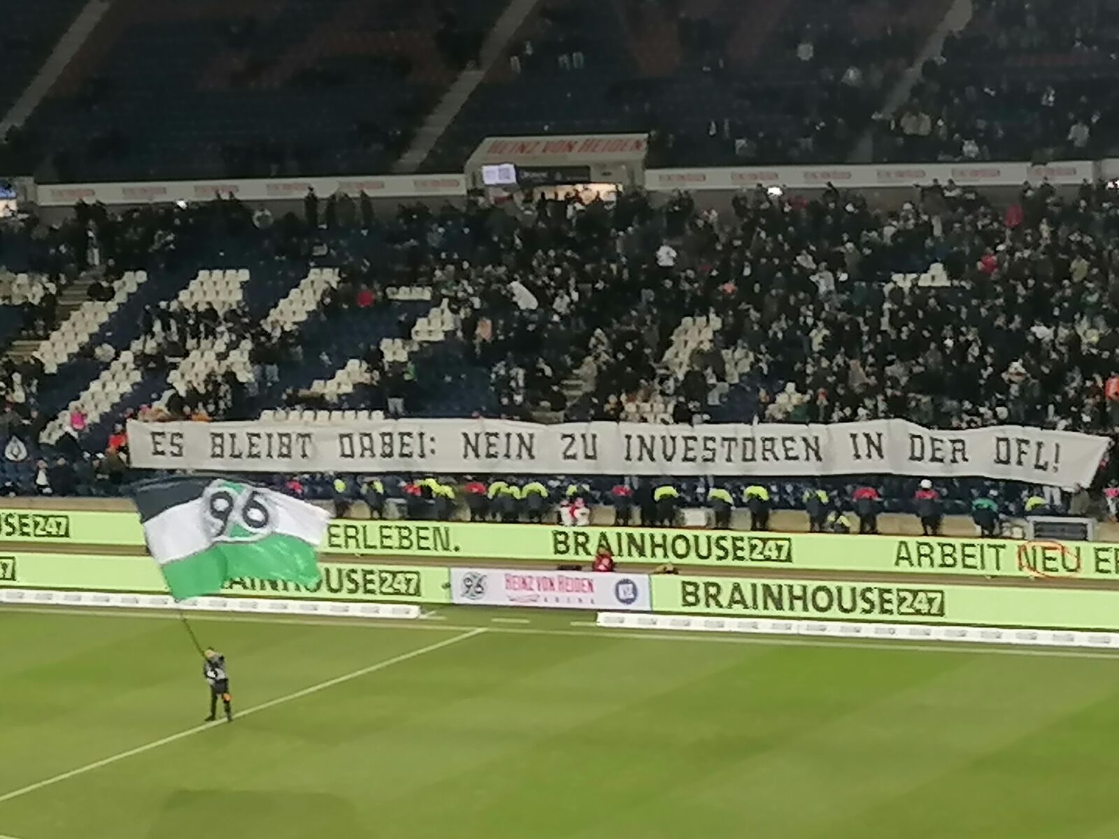 Hannover 96 – Karlsruher SC 2-2 (1)