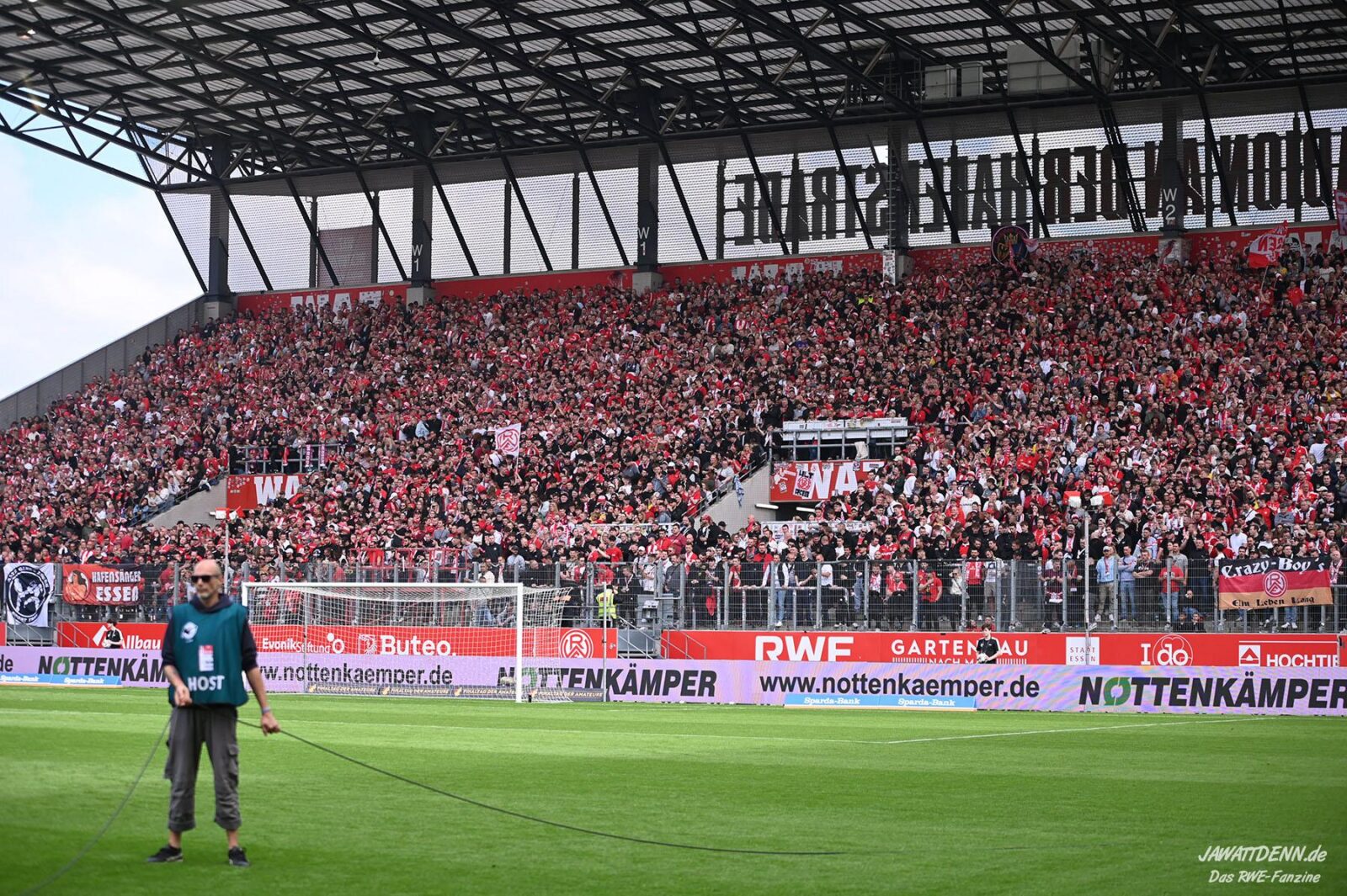 Rot-Weiß Oberhausen – Rot-Weiss Essen 0-3 (2)