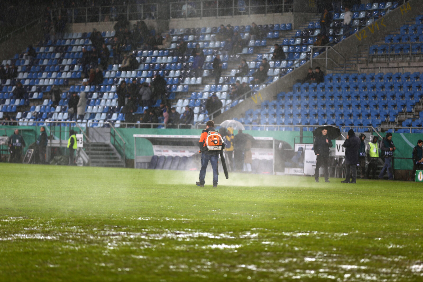 1. FC Saarbrücken – Borussia Mönchengladbach Spielabsage (3)