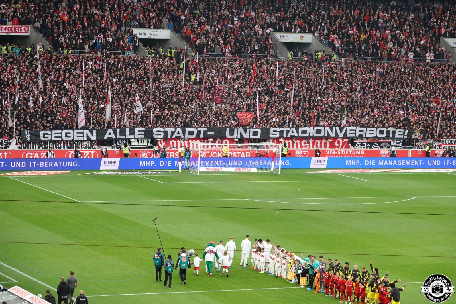 VfB Stuttgart – Borussia Dortmund 2-1 (14)