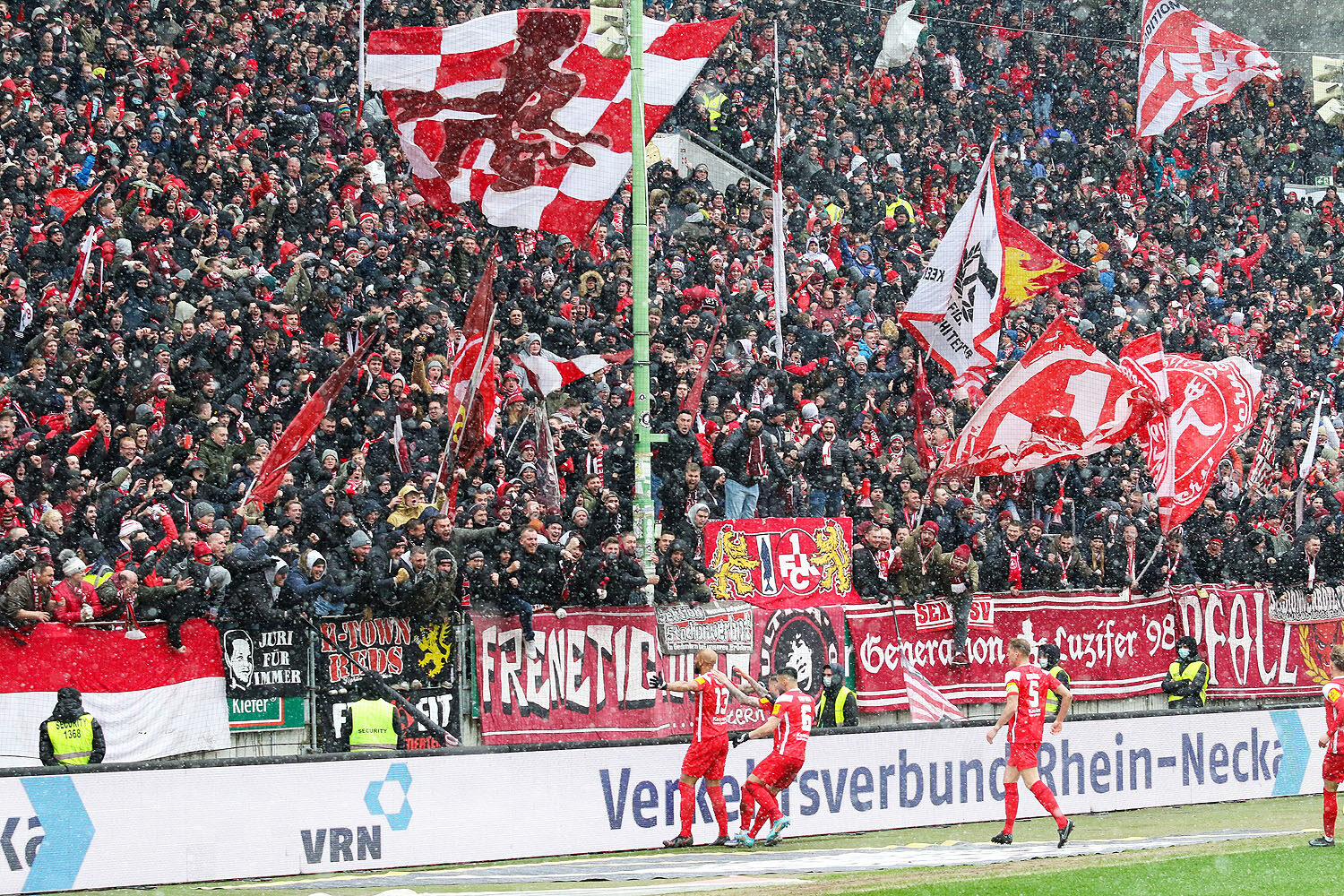 1. FC Kaiserslautern – MSV Duisburg 5-1 (4)