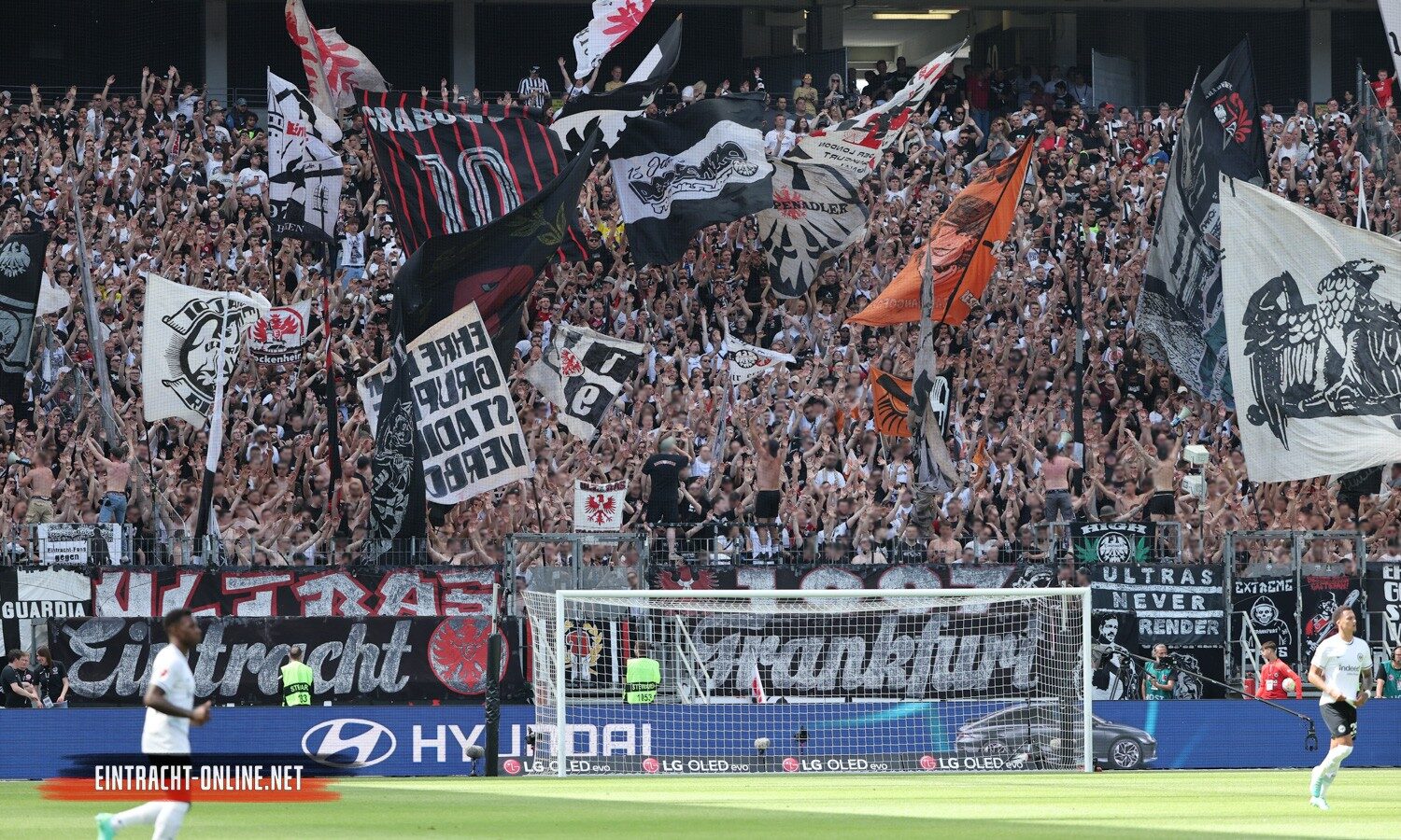 Eintracht Frankfurt – SC Freiburg 2-1 (4)
