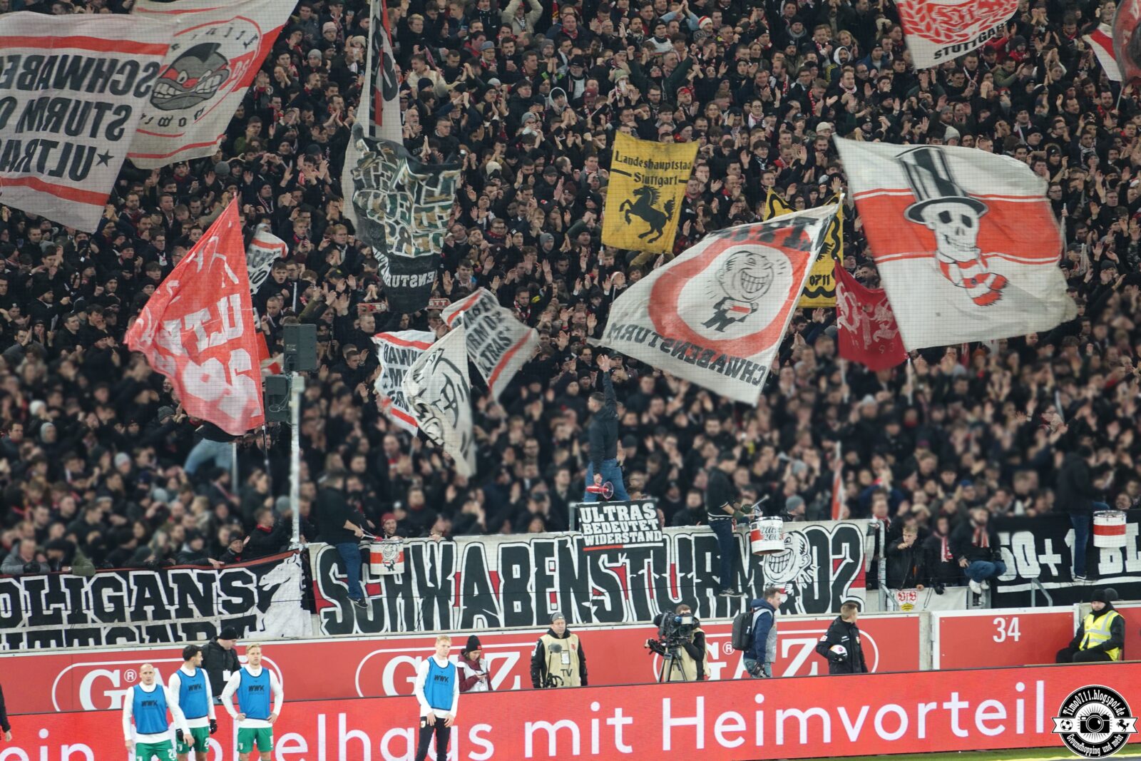 VfB Stuttgart – FC Augsburg 3-0 (48)