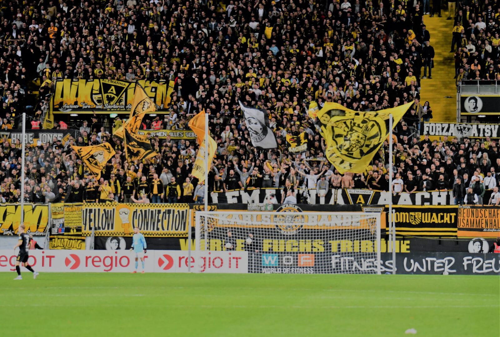 TSV Alemannia Aachen – 1. FC Köln II 3-1 (9)
