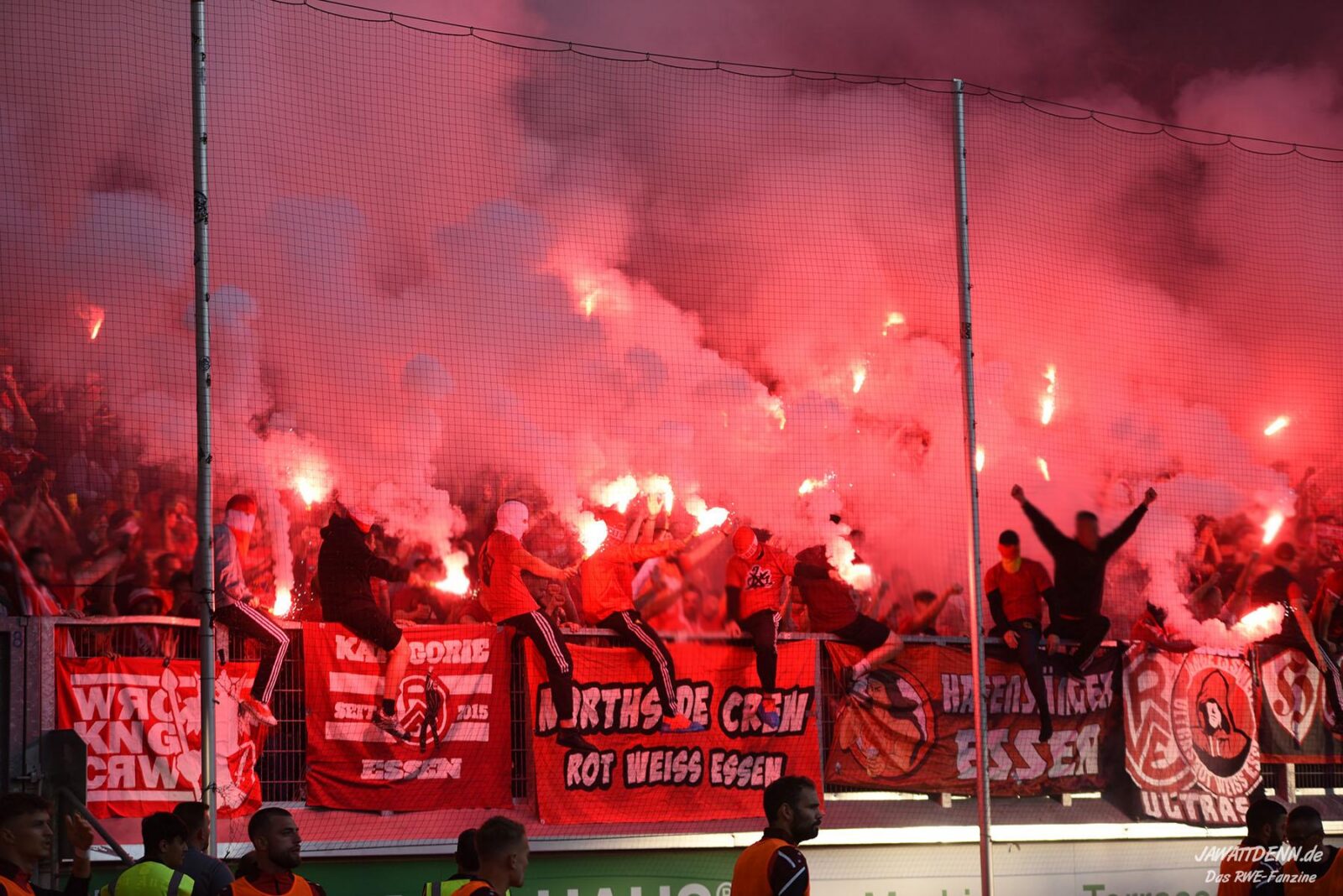 MSV Duisburg – Rot-Weiss Essen 2-2 (11)