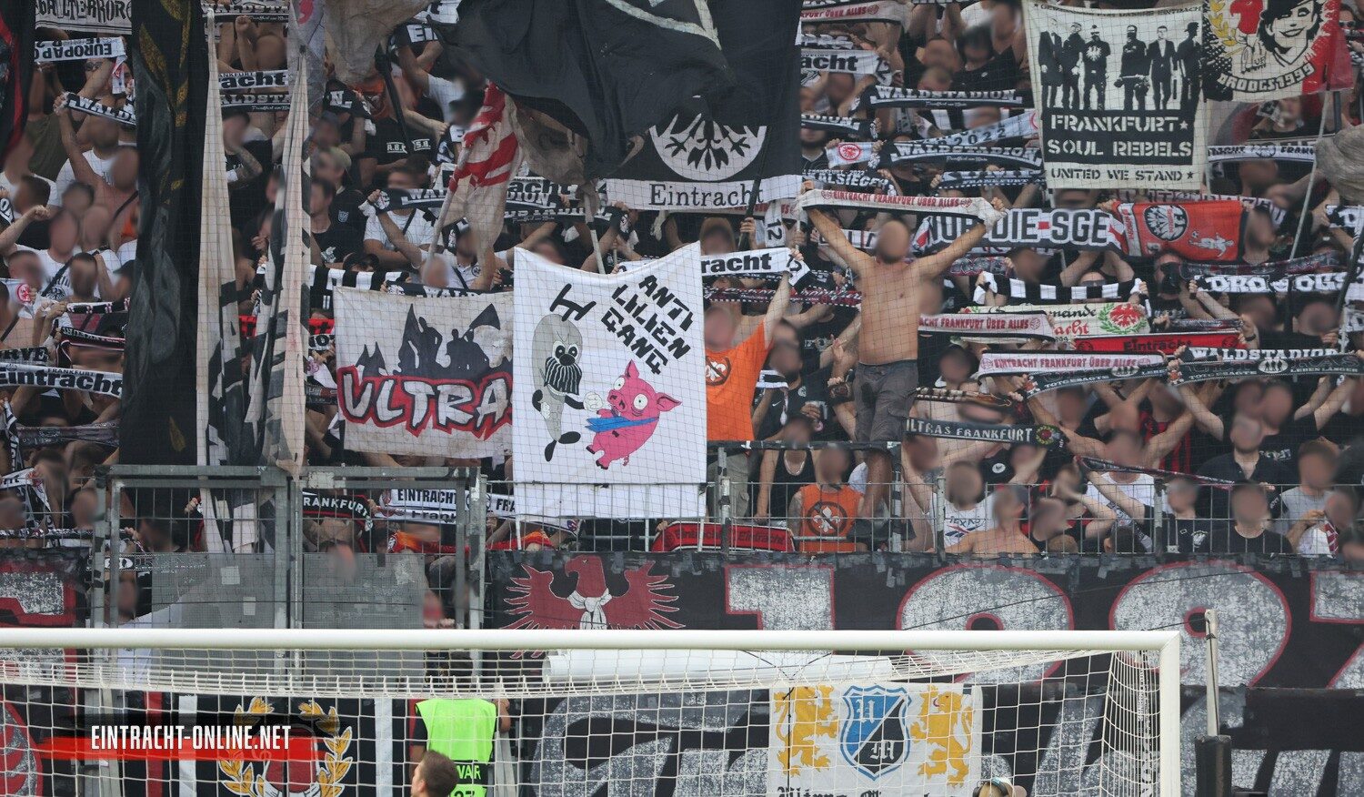 Eintracht Frankfurt – SV Darmstadt 98 1-0 (29)