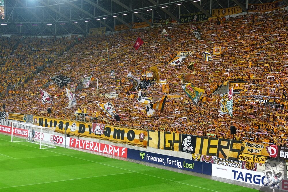 Dynamo Dresden – Fortuna Düsseldorf 2-0 (4)