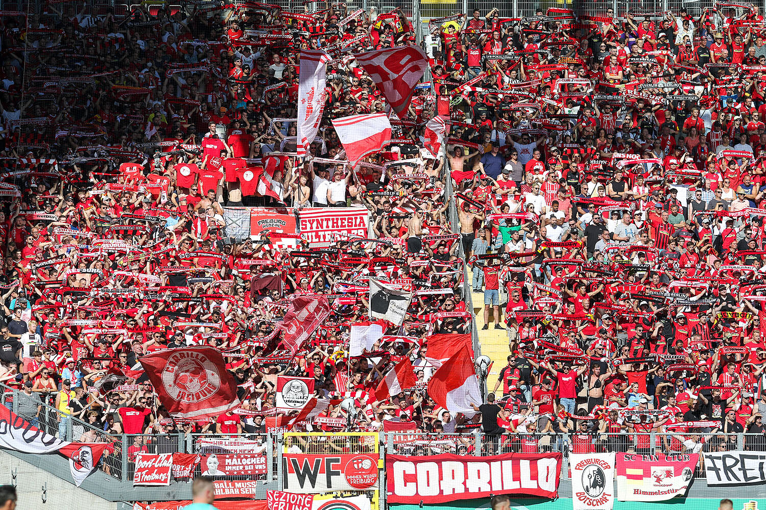1. FC Kaiserslautern – SC Freiburg 1-2 (3)