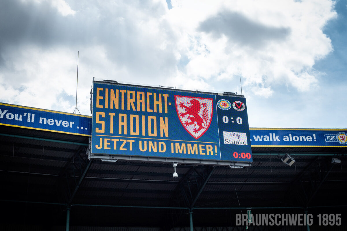 Eintracht Braunschweig – Viktoria Köln 0-1 (22)