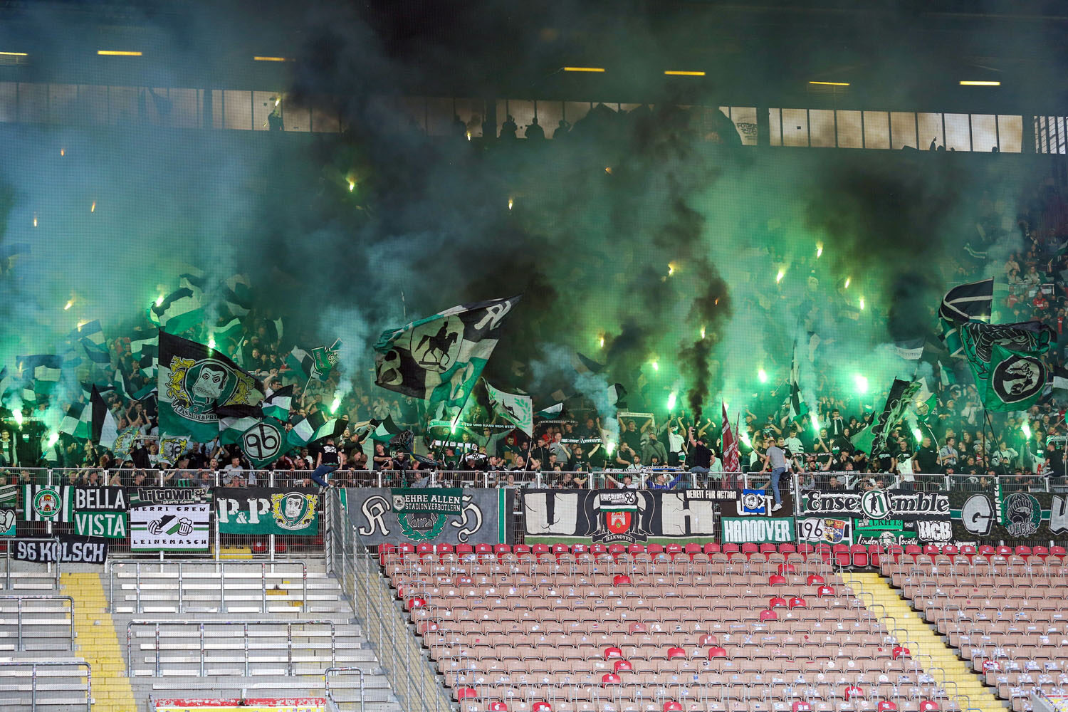 1. FC Kaiserslautern – Hannover 96 3-1 (4)