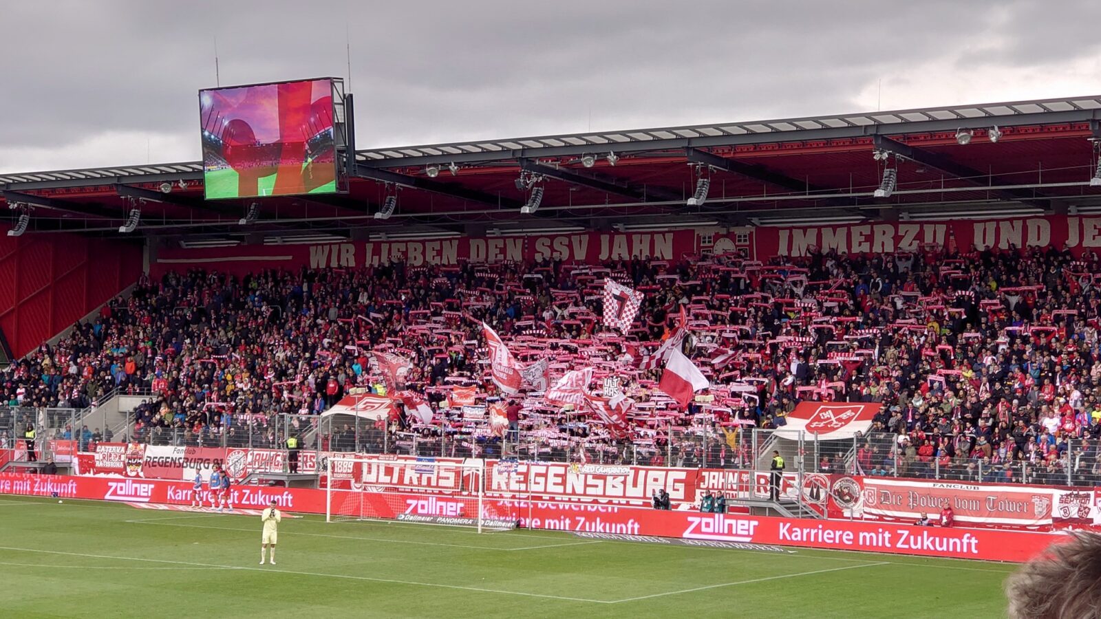 SSV Jahn Regensburg – FC St. Pauli 2-0 (8)