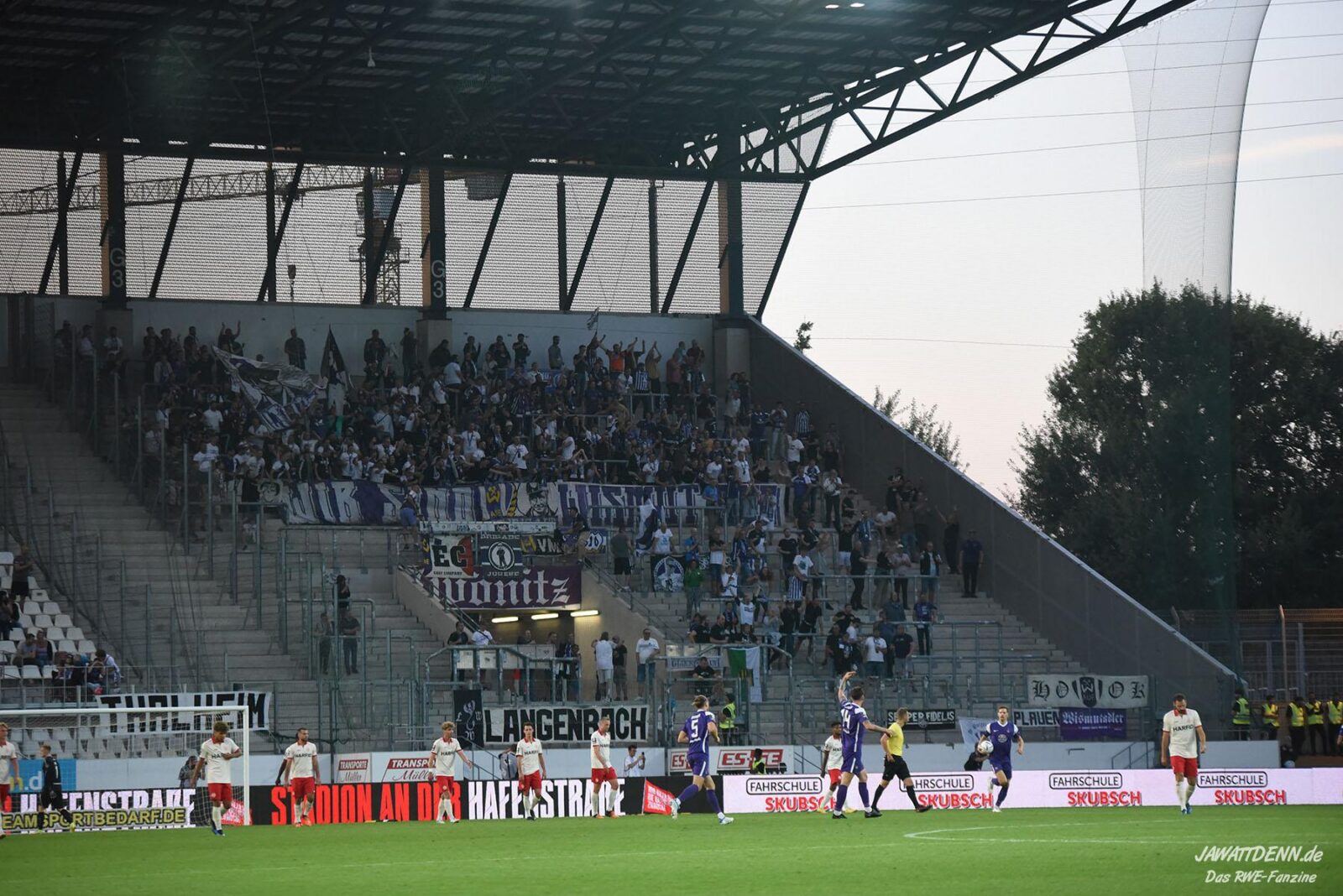 Rot-Weiss Essen – FC Erzgebirge Aue 2-1 (5)