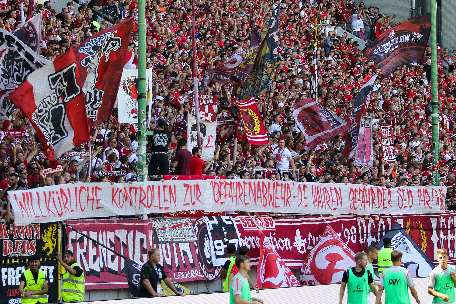 1. FC Kaiserslautern – FC St. Pauli 2-1 (4)
