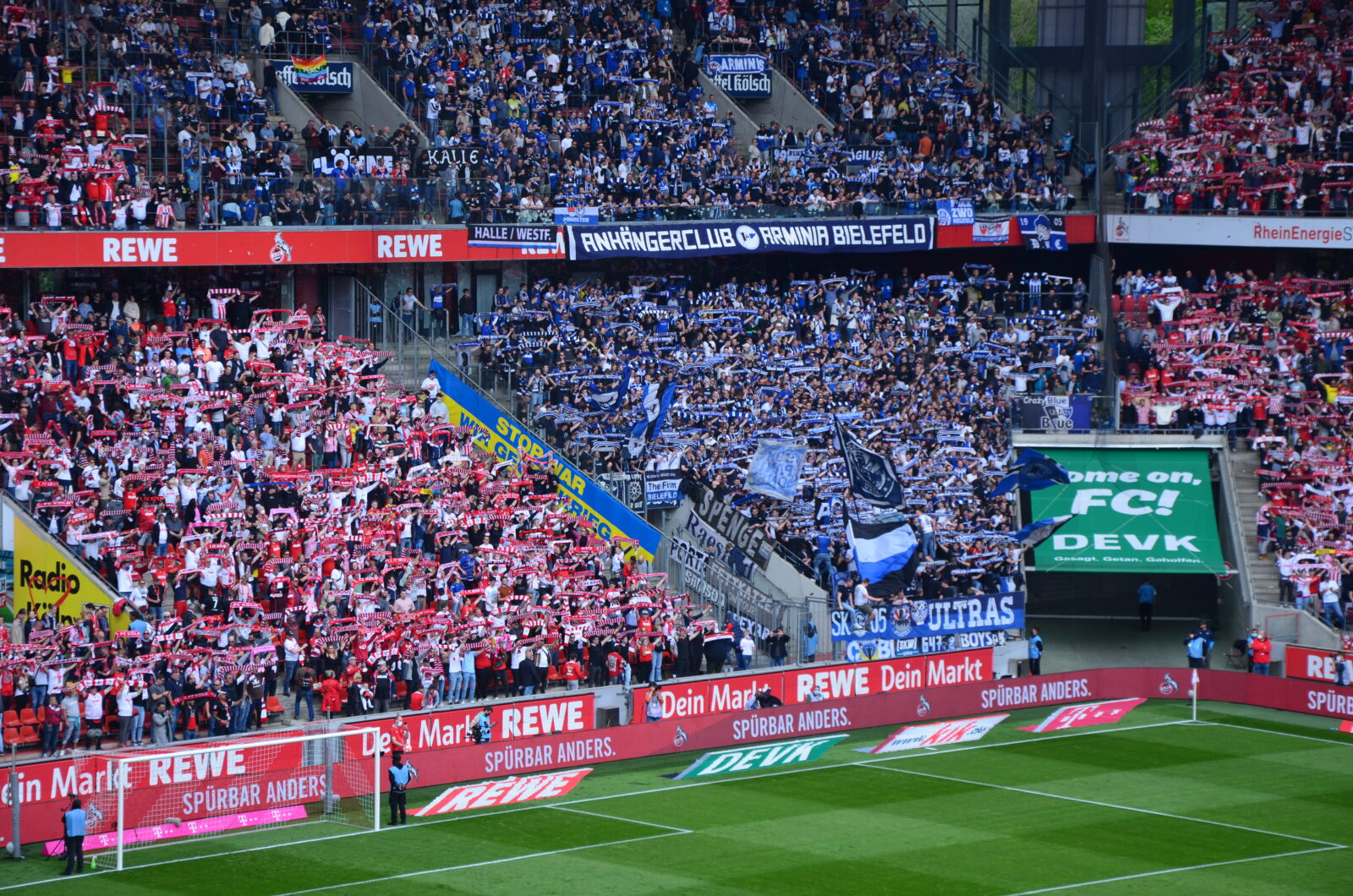 1. FC Köln – DSC Arminia Bielefeld 3-1 (12)