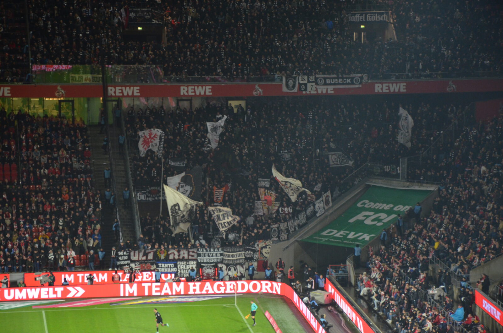 1. FC Köln – Eintracht Frankfurt 2-0 (11)